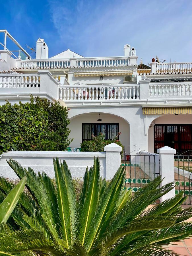 Apartamento Frontal Al Mar - Torrox Costa Екстер'єр фото