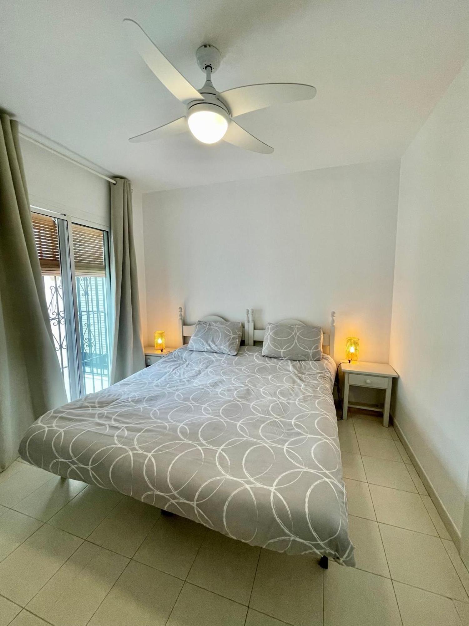 Apartamento Frontal Al Mar - Torrox Costa Екстер'єр фото